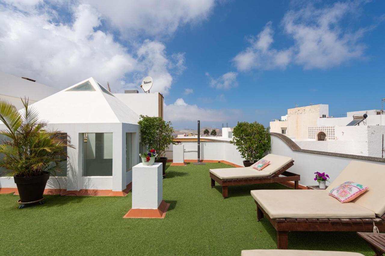 The Yellow House - Solarium - Climatized Pool Gáldar 외부 사진